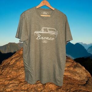 Ford Bronco Gray‎ Men's T-Shirt Size L